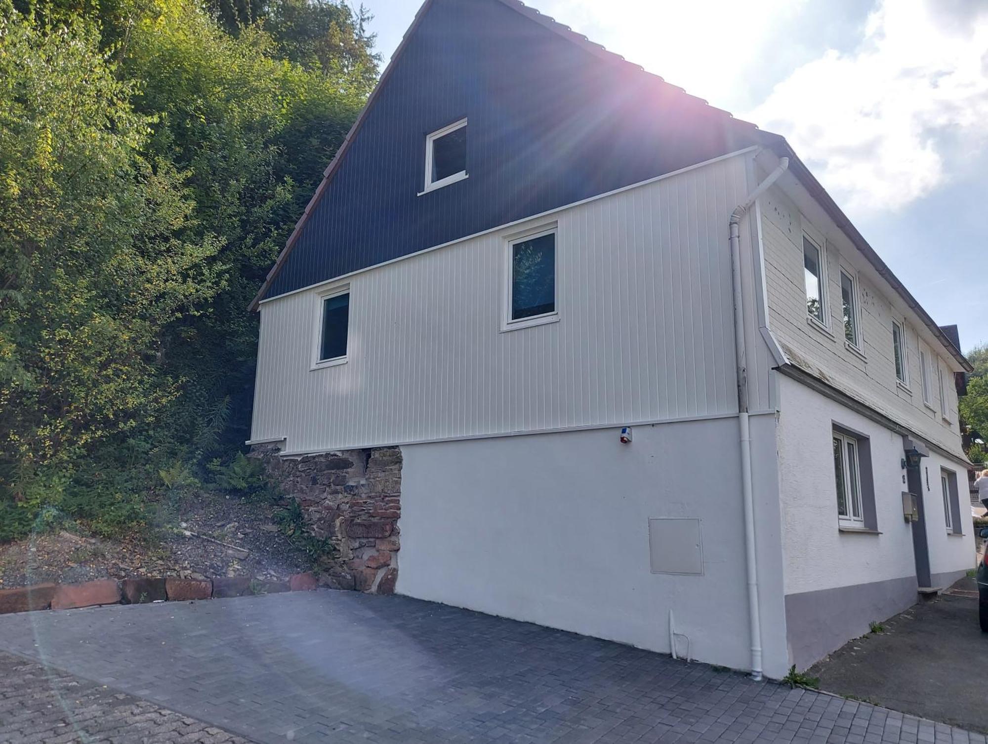 Familyhome Lopora Medebach Exterior photo